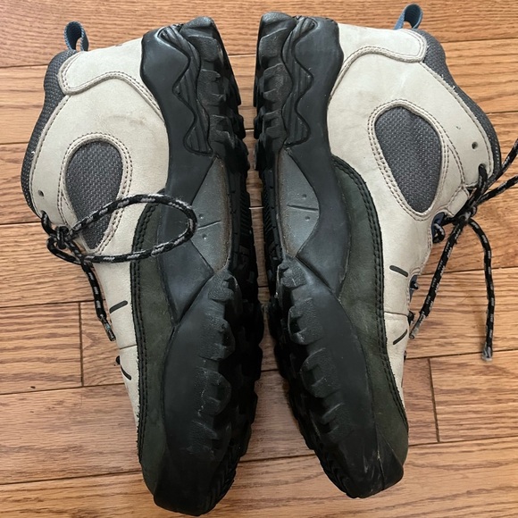 [US9.5]Montrail Women's Terra-Flex Tan Nubuck & Mesh Lace-up Hiking Boots - Picture 3 of 5